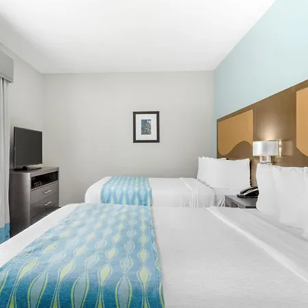 Best Western Plus Waller Hotel Exterior photo